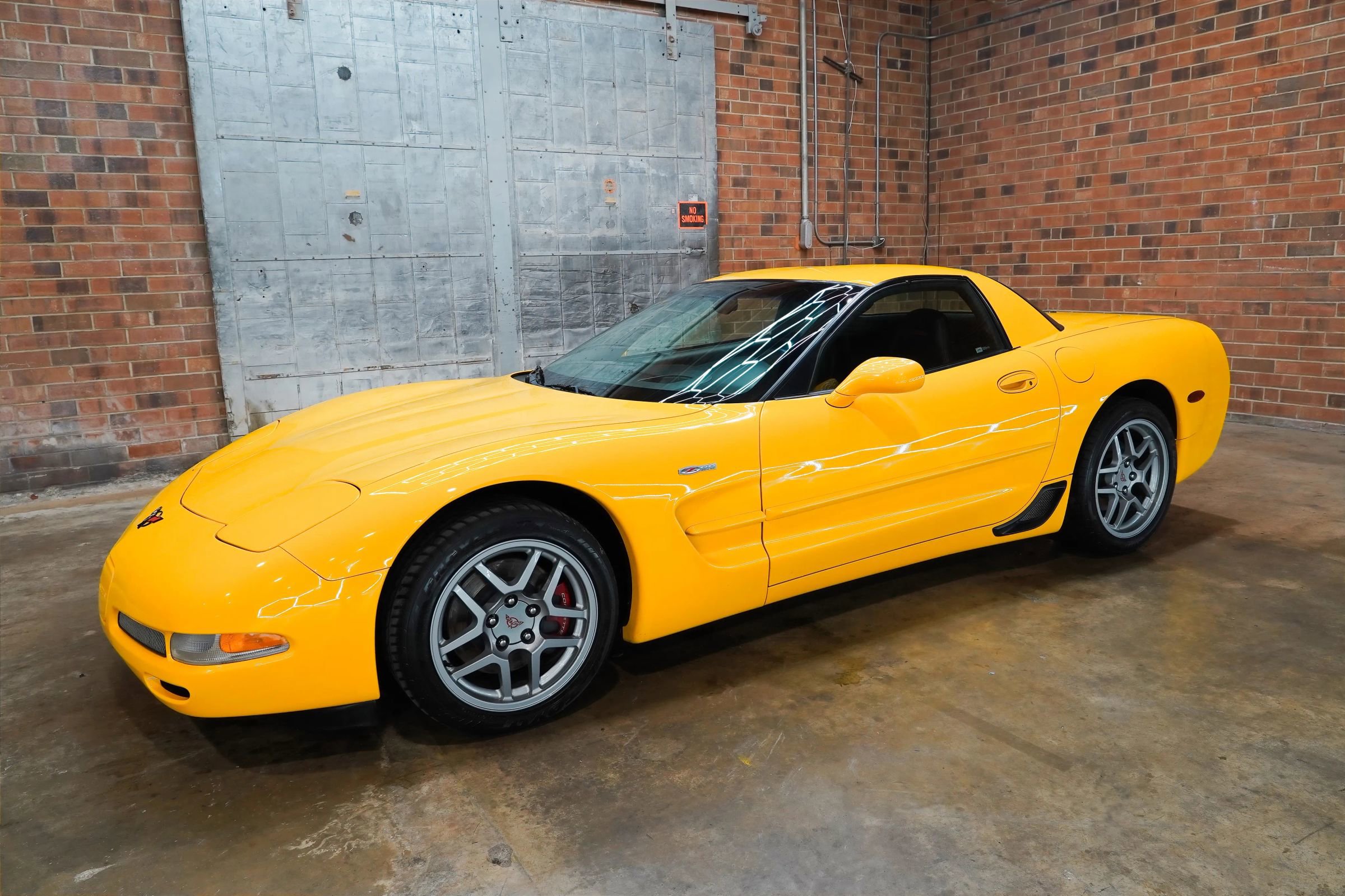 Used 2002 Chevrolet Corvette Z06 w/ Memory Pkg RWD image 8