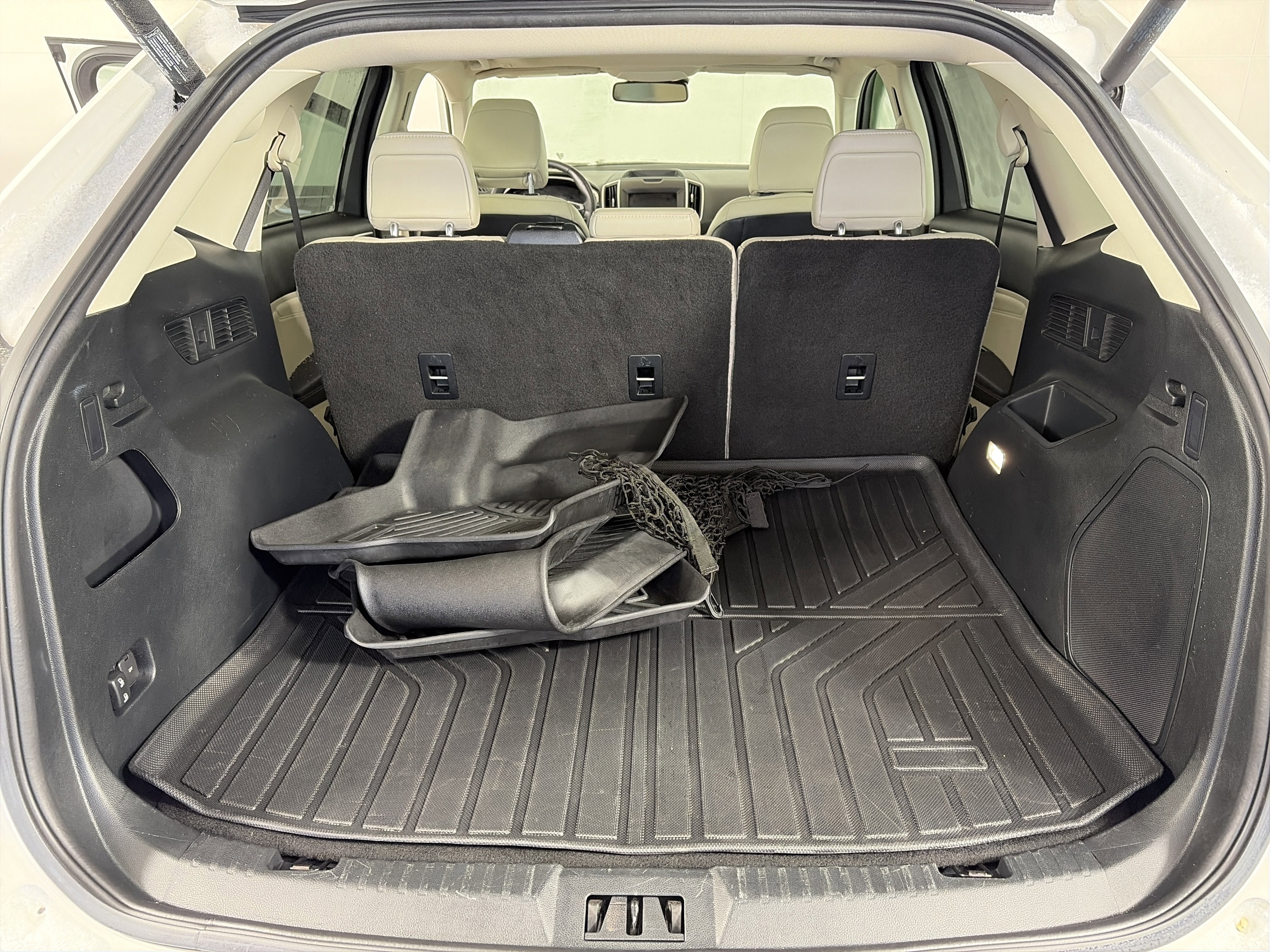 Used 2020 Ford Edge Titanium w/ Equipment Group 301A image 14