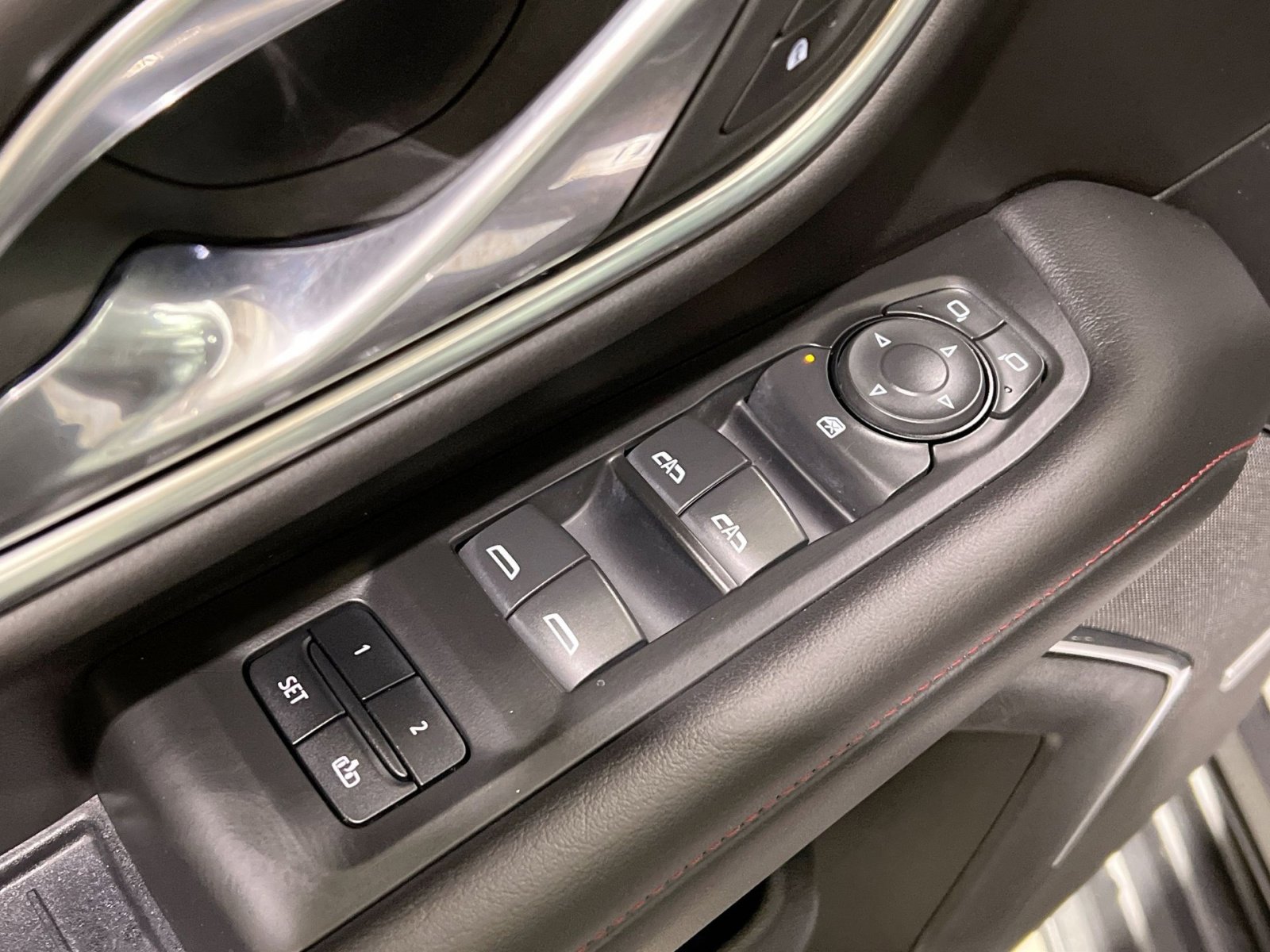 Used 2021 Chevrolet Tahoe RST image 32