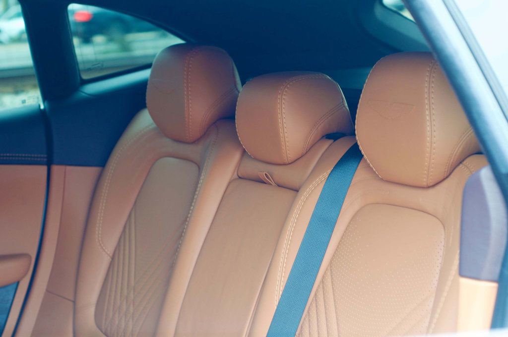 Used 2022 Aston Martin DBX image 45