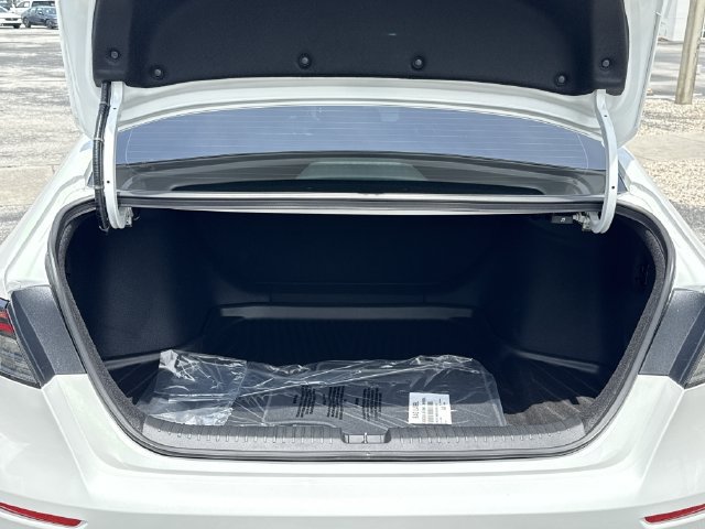 New 2026 Honda Accord LX image 17