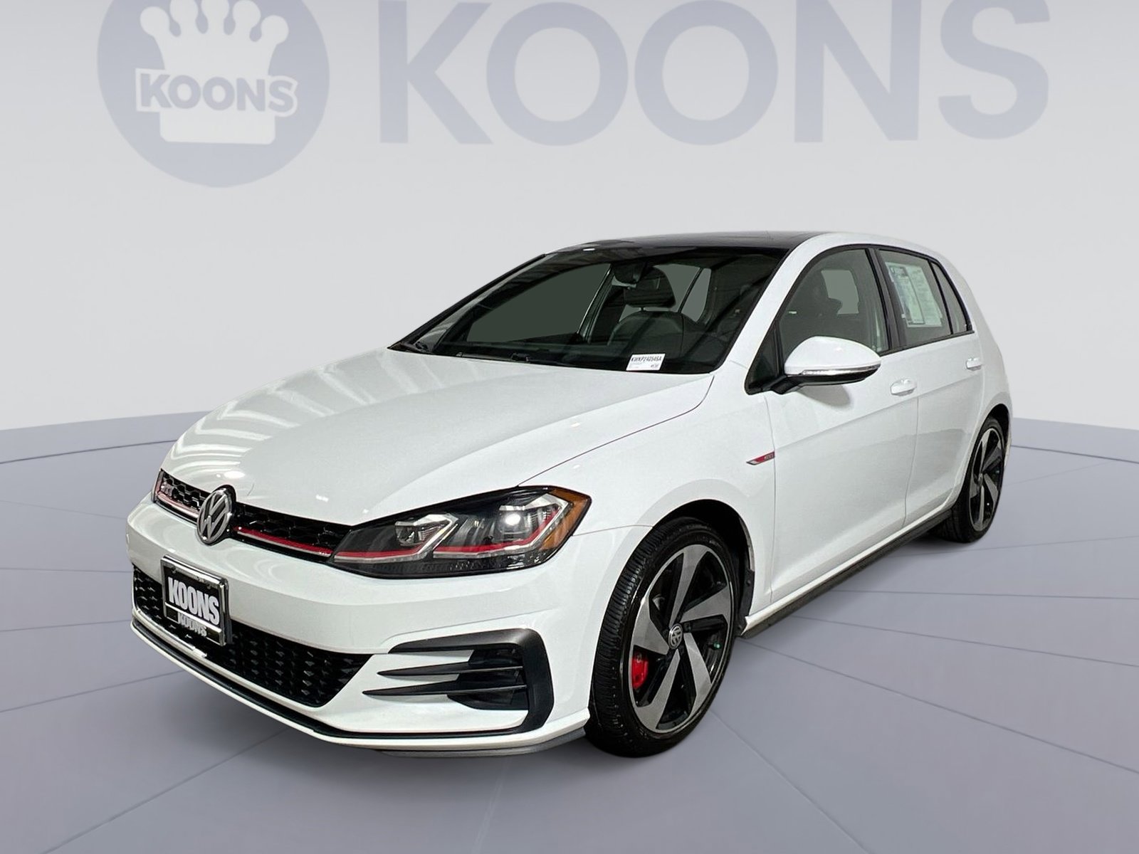 Used 2019 Volkswagen GTI SE image 1