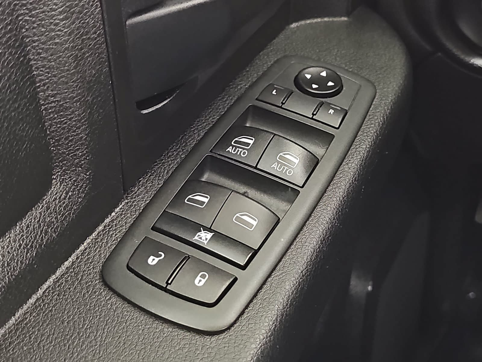 Used 2020 RAM 2500 Tradesman AWD/4WD image 25
