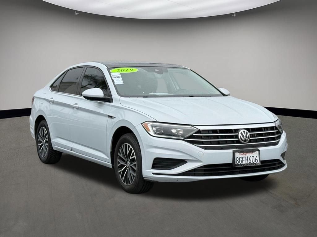 Used 2019 Volkswagen Jetta SEL FWD image 1
