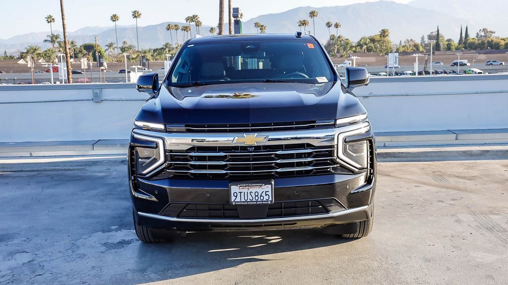 Used 2025 Chevrolet Tahoe LT AWD/4WD image 3