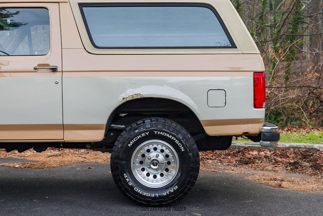 Used 1990 Ford Bronco AWD/4WD image 5