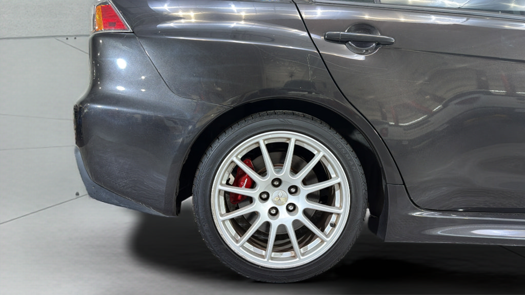 Used 2015 Mitsubishi Lancer Evolution GSR AWD/4WD image 34