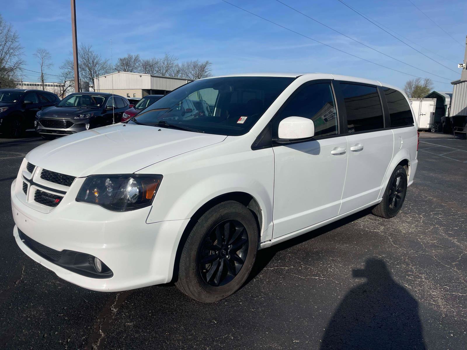 Used 2020 Dodge Grand Caravan GT image 2