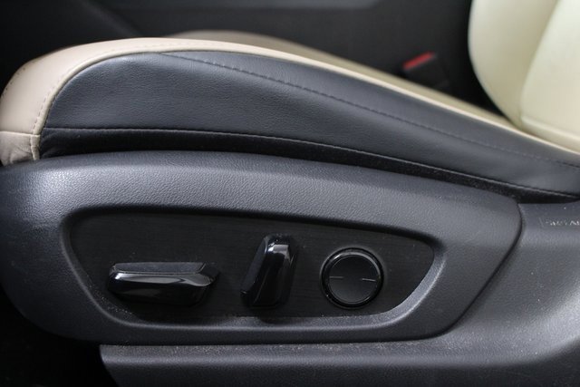 Used 2019 Lexus ES 350 w/ Premium Package image 14