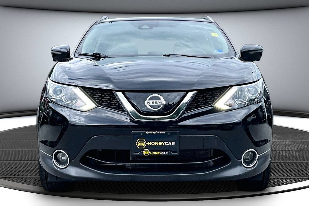 Used 2018 Nissan Rogue Sport SL w/ SL Premium Package AWD/4WD image 2