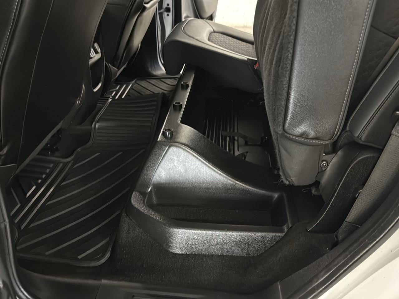 Used 2017 Chevrolet Colorado Z71 AWD/4WD image 40