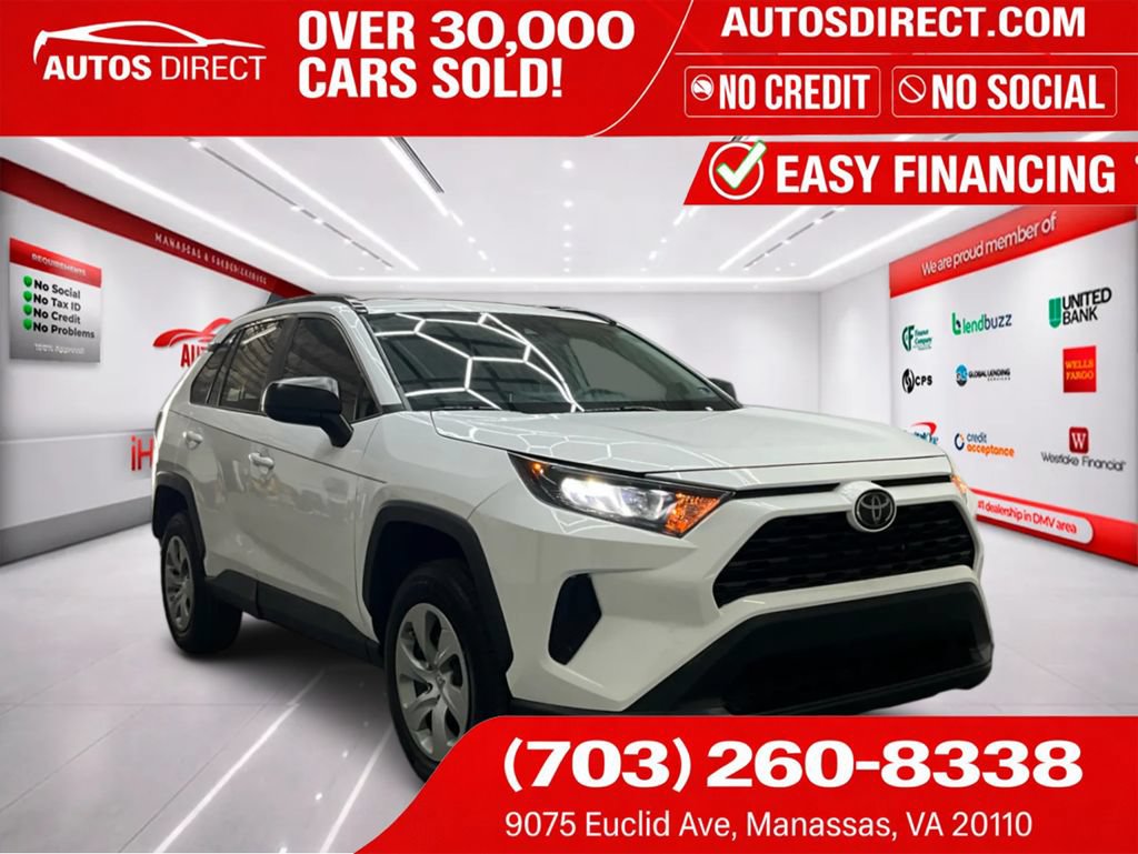 Used 2020 Toyota RAV4 LE FWD image 1