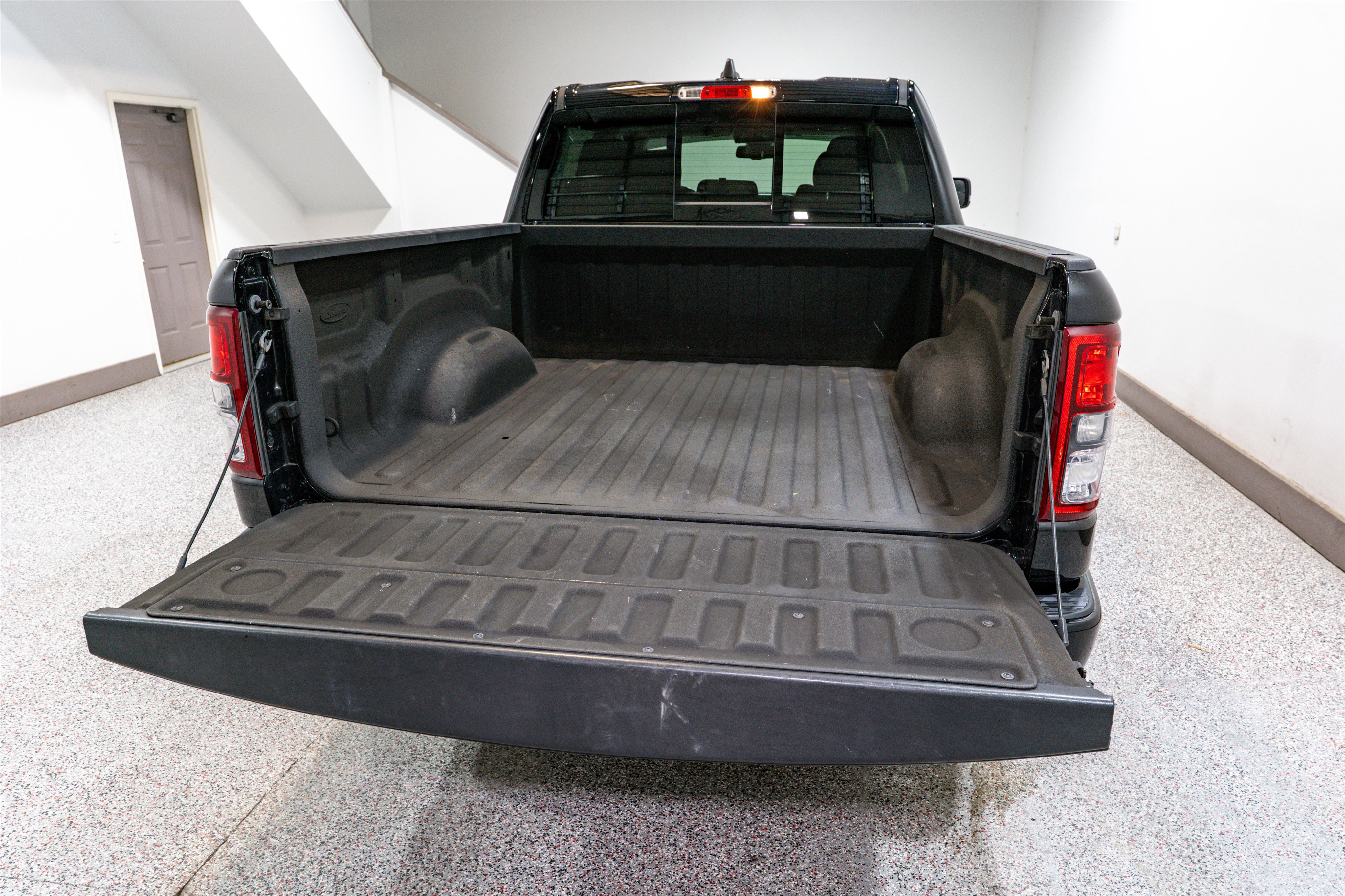 Used 2019 RAM 1500 Big Horn image 11