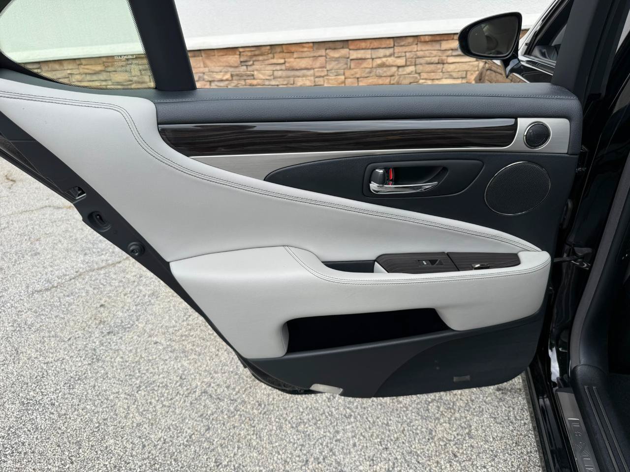Used 2014 Lexus LS 460 AWD w/ Comfort Package image 35