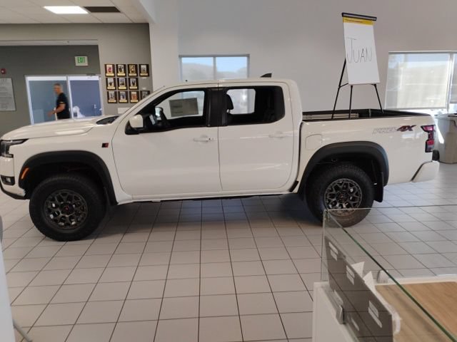 New 2026 Nissan Frontier PRO-4X w/ Pro Premium Package AWD/4WD image 8