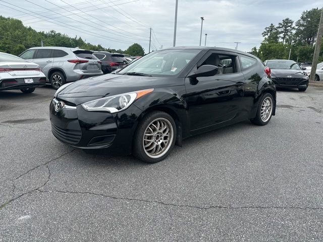 Used 2013 Hyundai Veloster FWD image 3