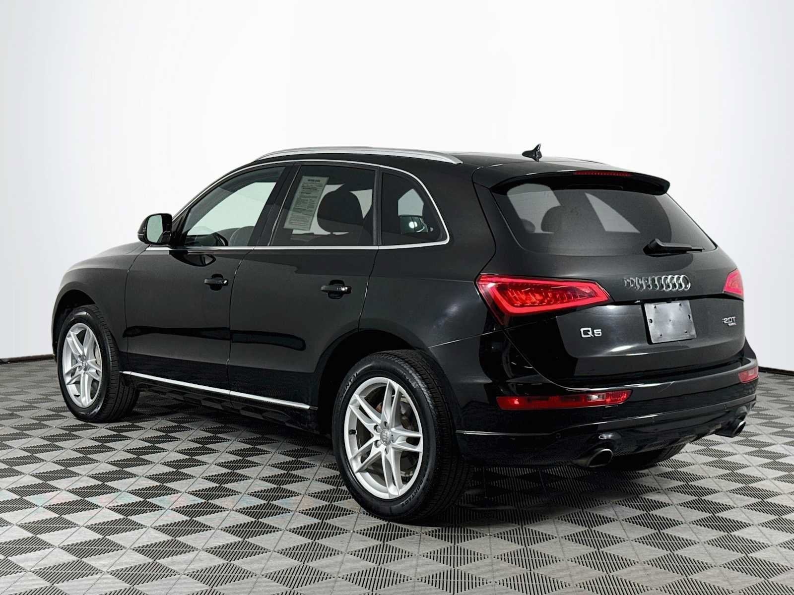 Used 2014 Audi Q5 2.0T Premium Plus w/ Premium Plus Package AWD/4WD image 7