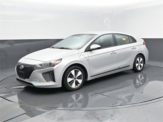 Used 2019 Hyundai Ioniq Plug-In Hybrid image 2