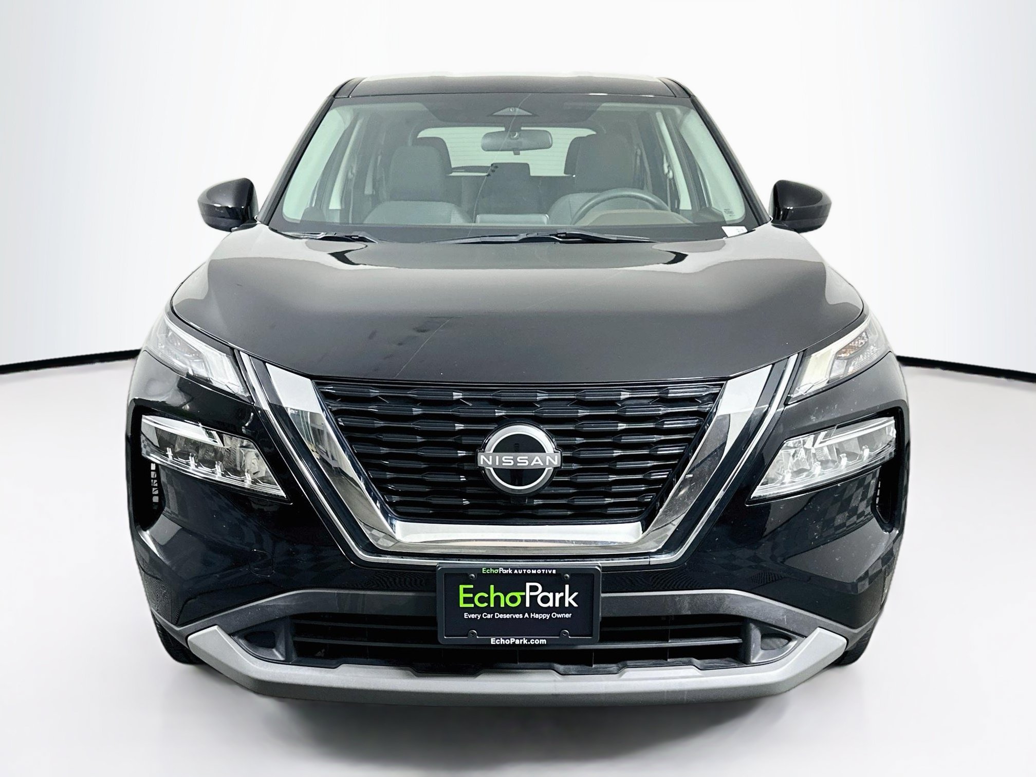 Used 2023 Nissan Rogue SV AWD/4WD image 2
