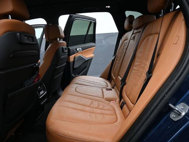Used 2019 BMW X5 xDrive50i w/ Premium Package 2 image 18