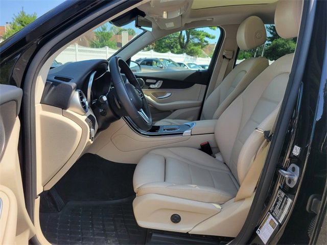 Used 2022 Mercedes-Benz GLC 300 4MATIC image 19