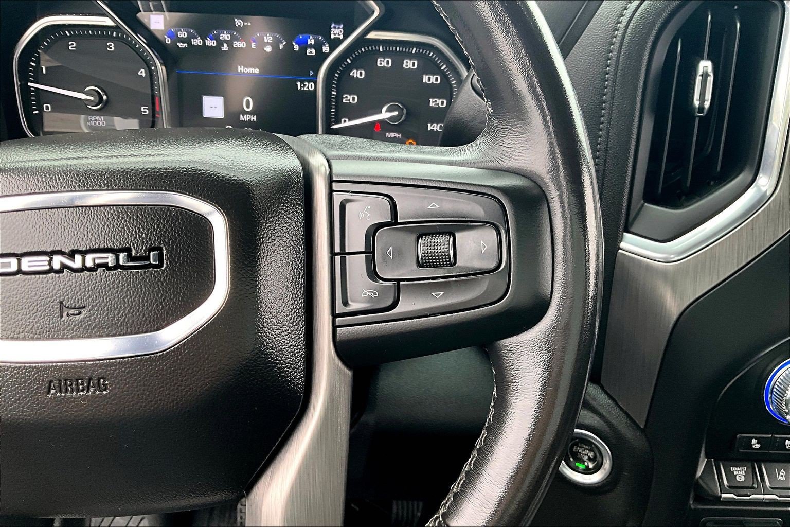 Used 2021 GMC Sierra 3500 Denali w/ Denali Ultimate Package AWD/4WD image 21