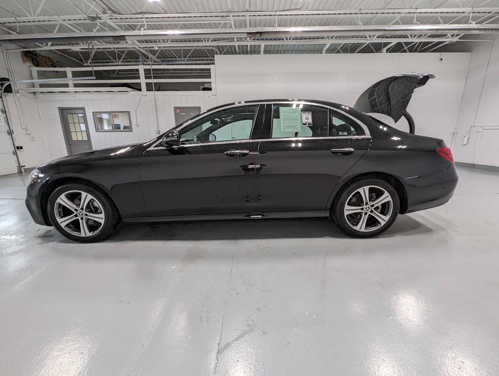 Certified 2019 Mercedes-Benz E 300 4MATIC image 12