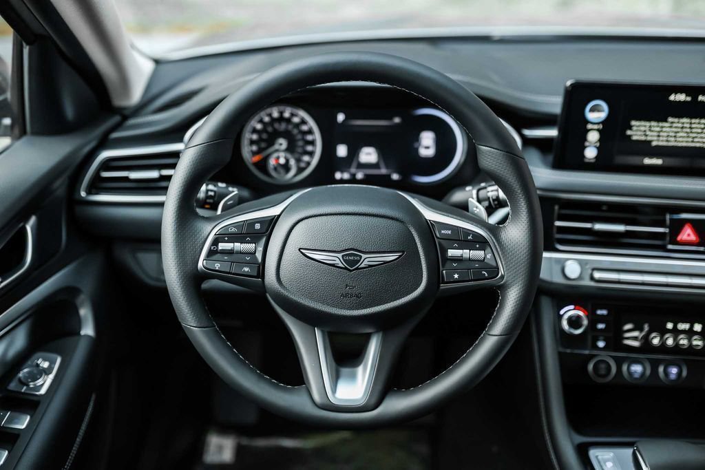 New 2026 Genesis G70 2.5T image 13