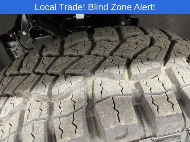 Used 2024 Chevrolet Colorado ZR2 w/ Safety Package AWD/4WD image 8