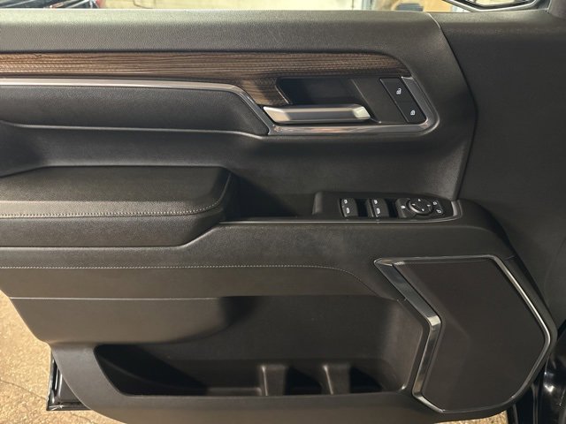 Used 2023 Chevrolet Silverado 1500 LT image 10