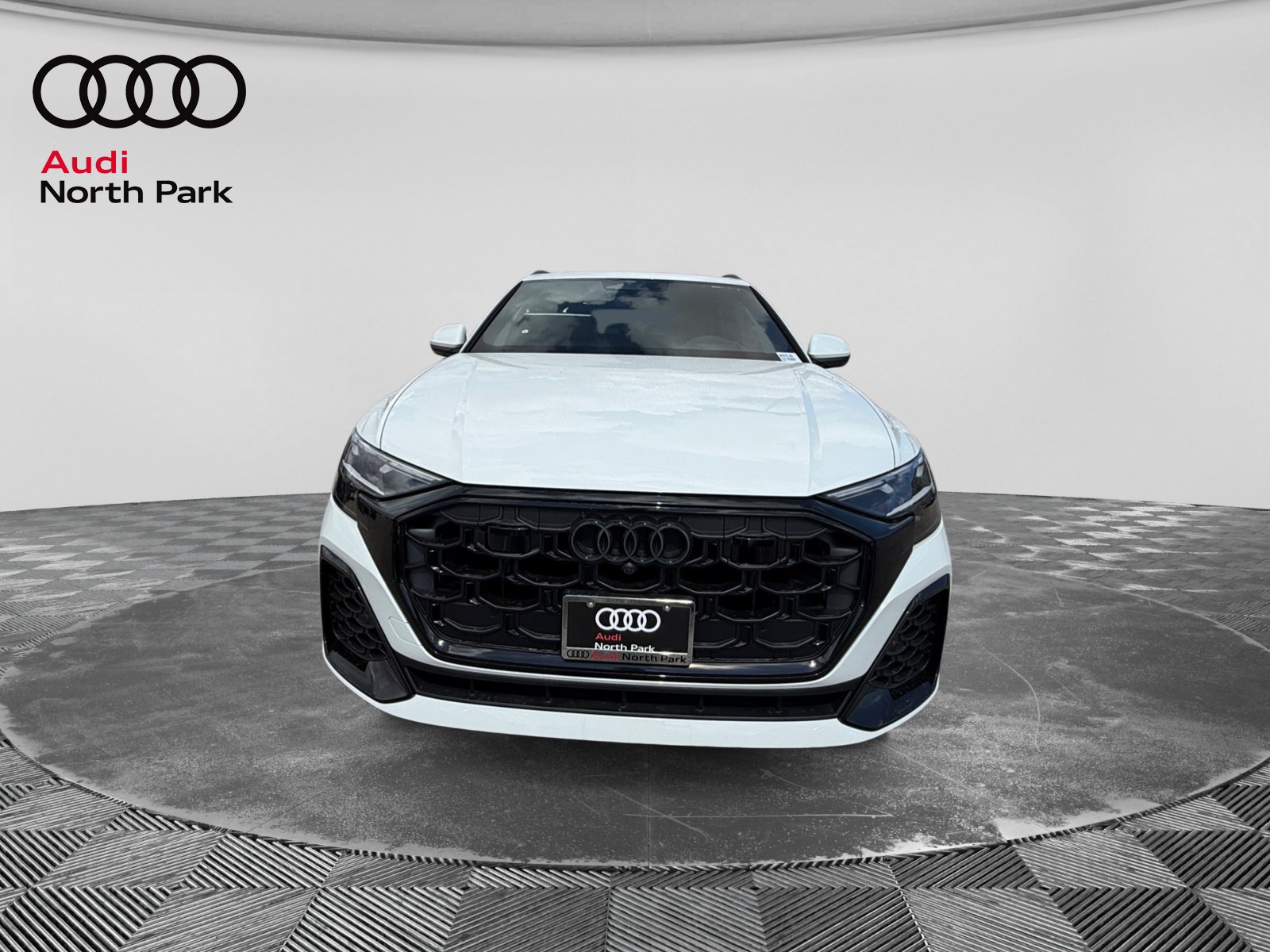 New 2027 Audi Q8 Prestige AWD/4WD image 8