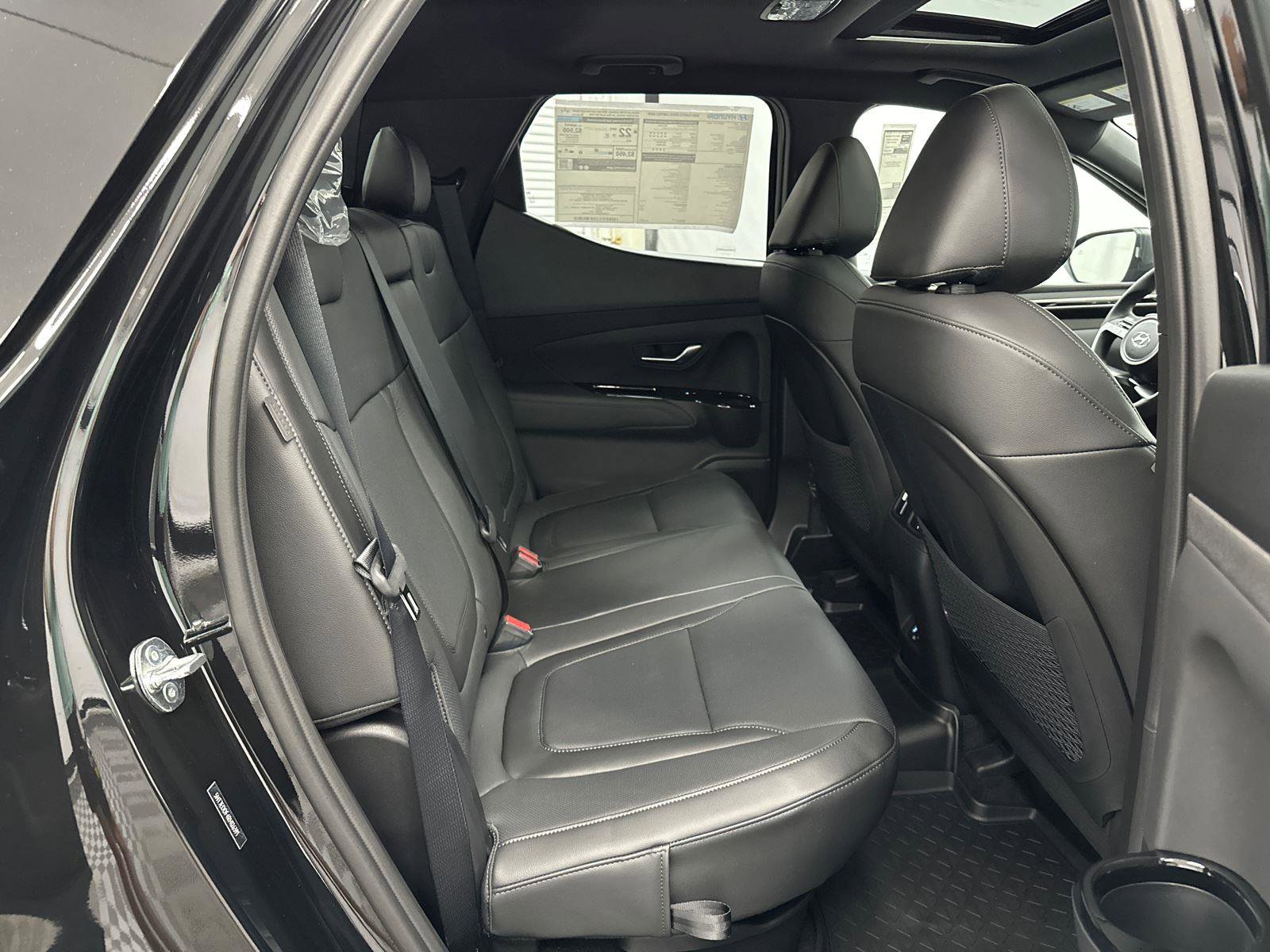 Used 2024 Hyundai Santa Cruz Limited image 14