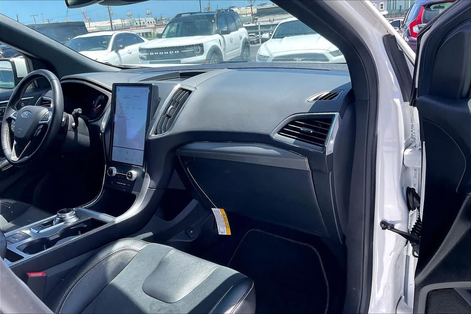 Used 2023 Ford Edge ST AWD/4WD image 23