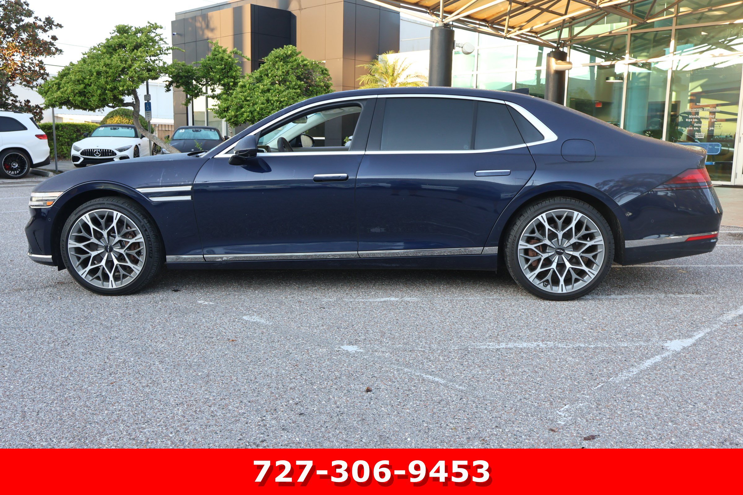 Used 2025 Genesis G90 3.5T AWD/4WD image 6