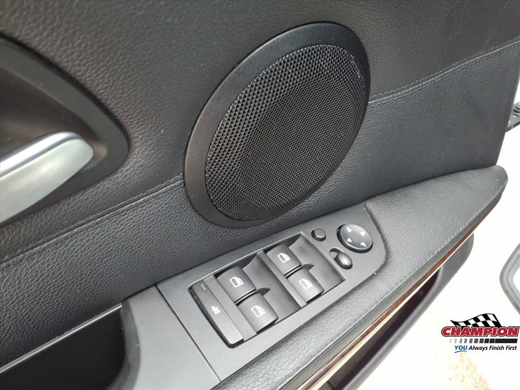 Used 2011 BMW 328i xDrive Sedan image 14