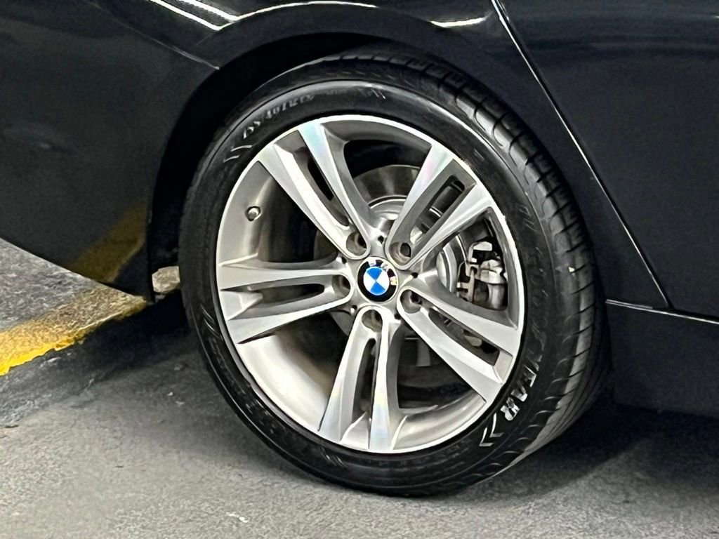 Used 2018 BMW 330i Sedan image 40