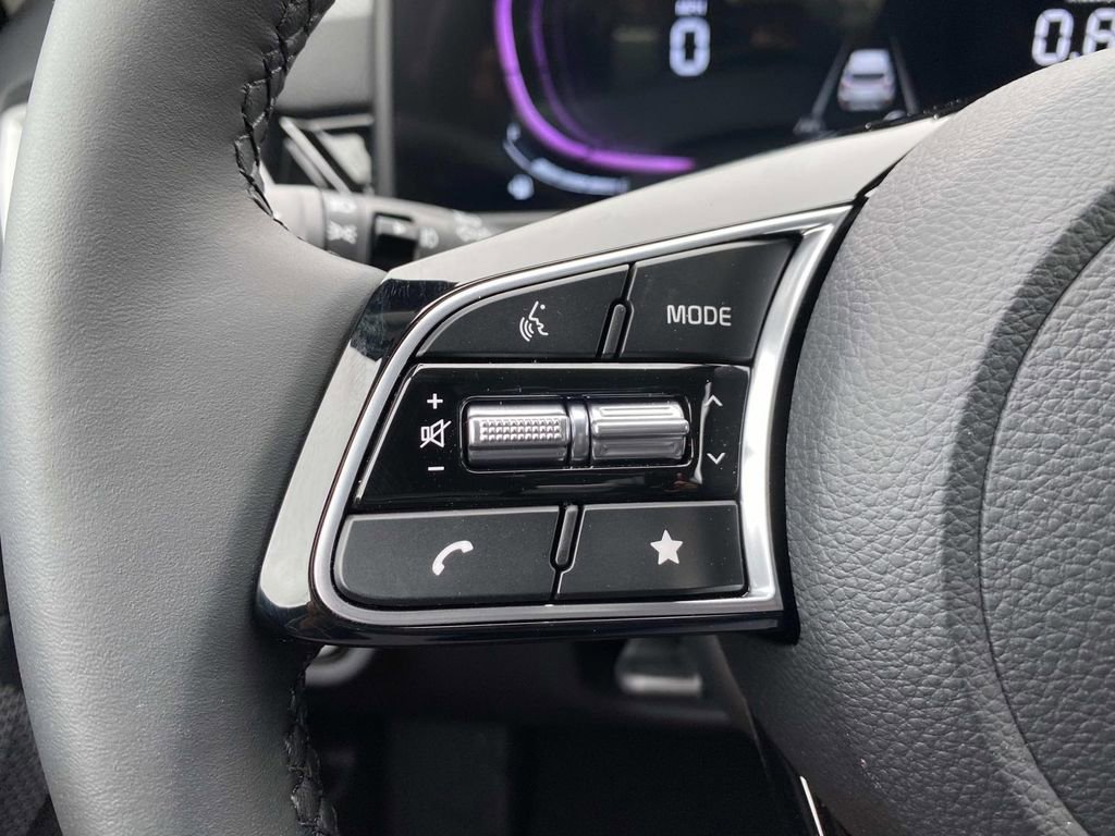 New 2025 Kia Seltos S image 14