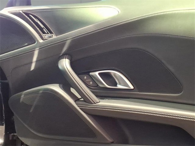 Used 2020 Audi R8 V10 performance image 12