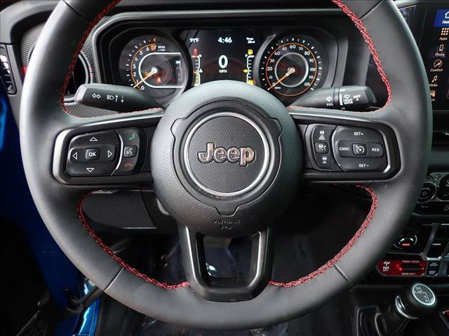Used 2024 Jeep Gladiator Rubicon w/ Convenience Group AWD/4WD image 12