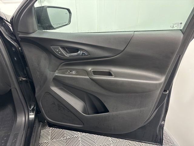 Used 2021 Chevrolet Equinox LT image 15