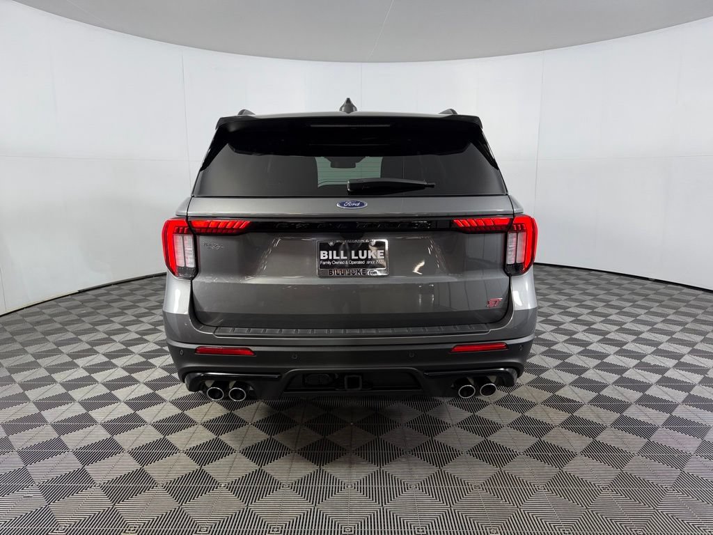 Used 2025 Ford Explorer ST w/ Sun And Sound Package AWD/4WD image 8