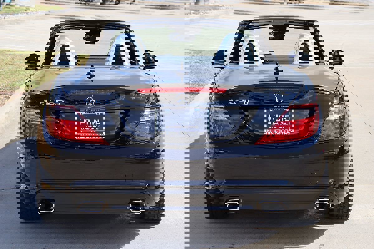 Used 2014 Mercedes-Benz SLK 350 image 8