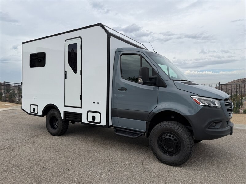 Used 2024 Mercedes-Benz Sprinter 3500 image 2