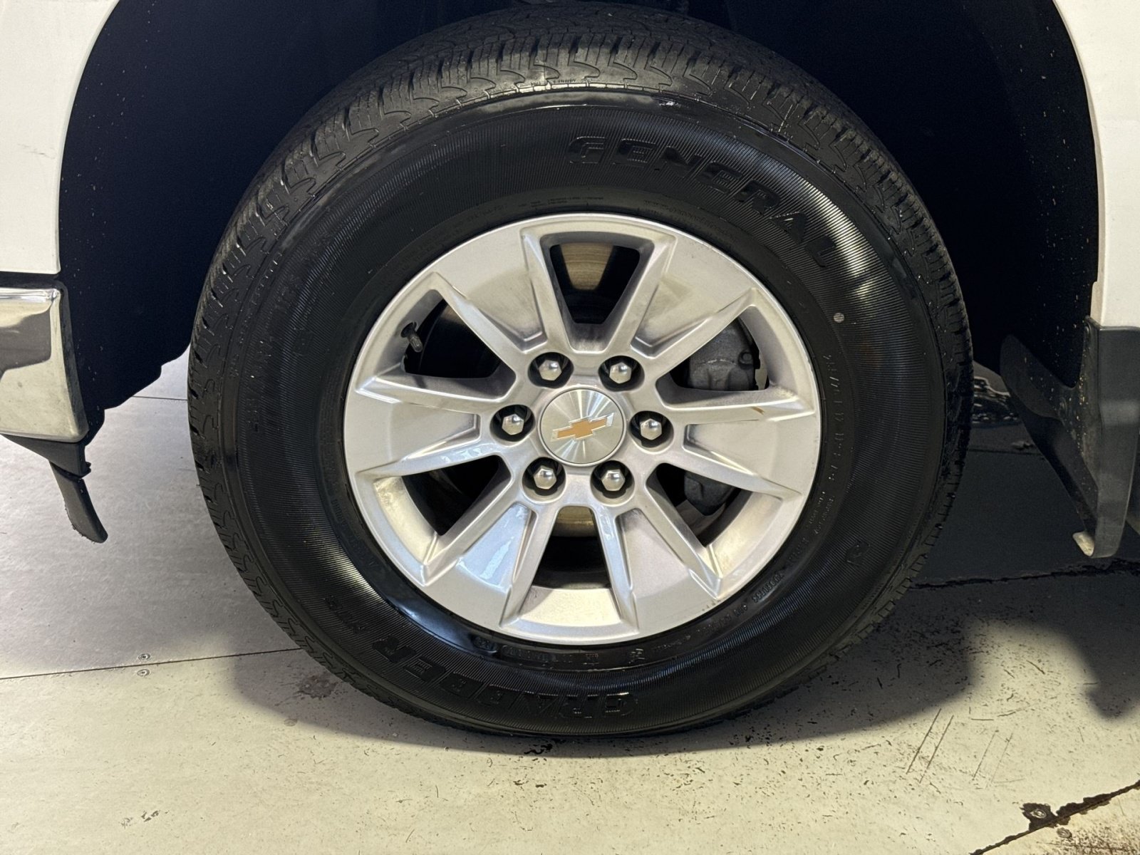 Used 2025 Chevrolet Silverado 1500 W/T RWD image 13