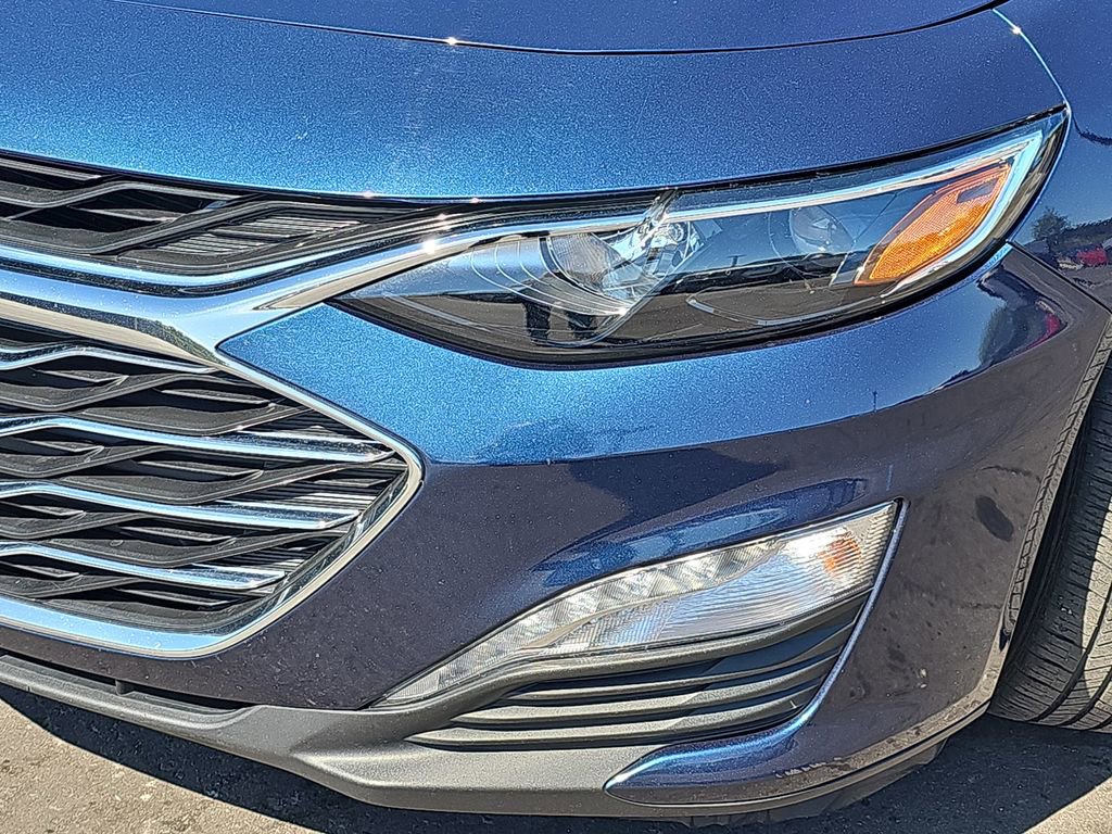 Used 2021 Chevrolet Malibu LT image 33