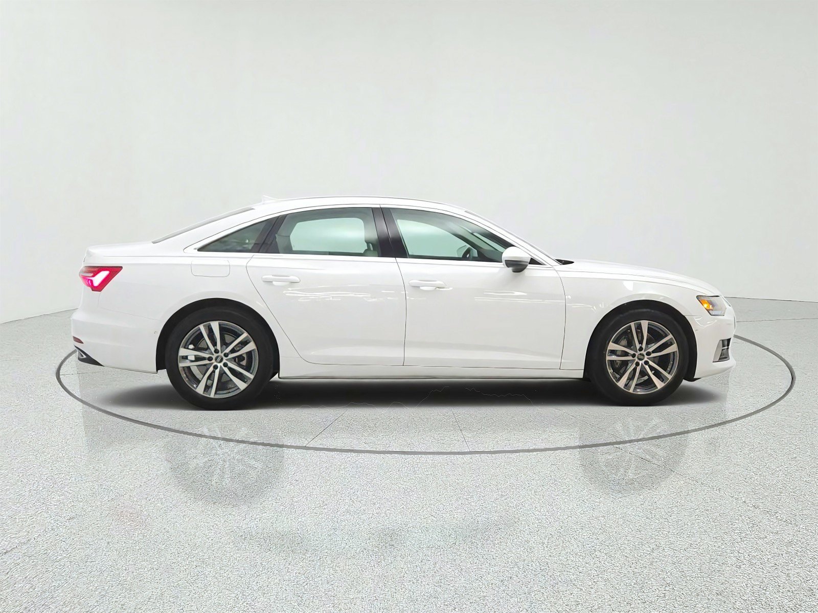 Used 2023 Audi A6 2.0T Premium w/ Convenience Package AWD/4WD image 4