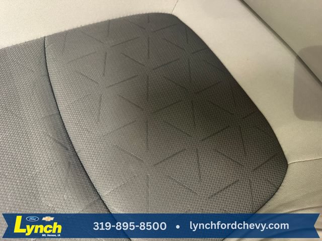 Used 2021 Toyota RAV4 XLE AWD/4WD image 7