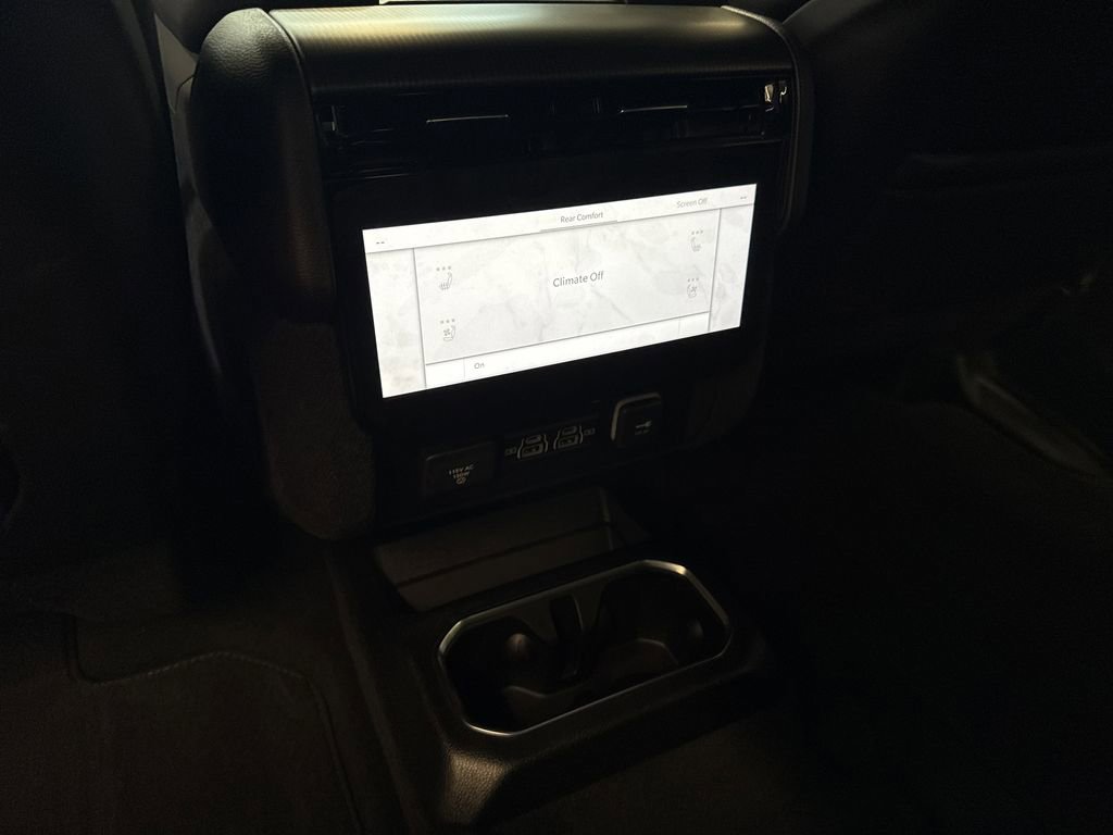 New 2026 Jeep Grand Wagoneer Summit w/ Premium Group III image 24