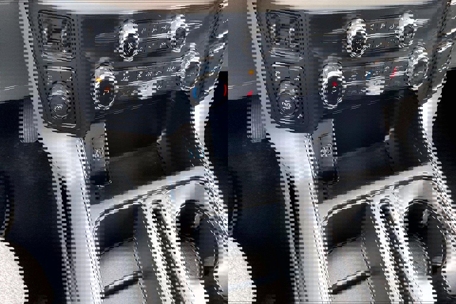 Used 2022 Ford F150 XLT w/ Equipment Group 302A High image 29