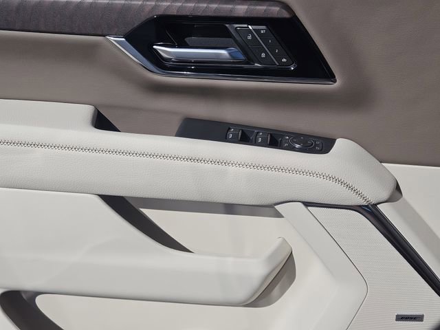 New 2026 GMC Yukon XL Denali w/ Denali Reserve Package image 17